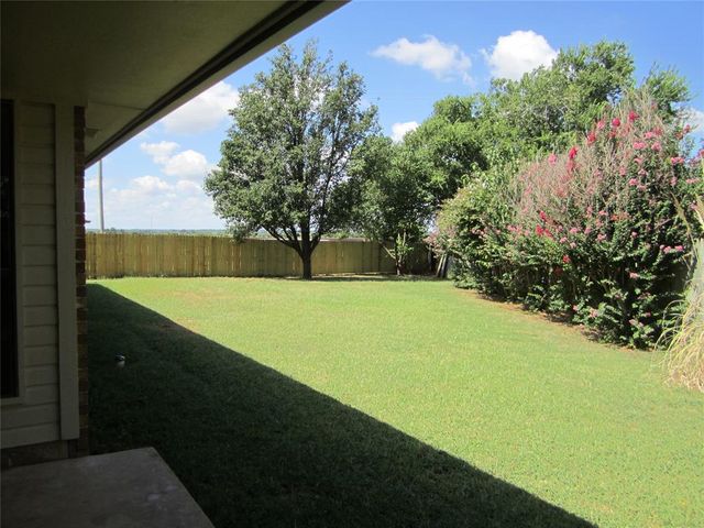 4721 Persimmon Court, Norman, OK 73072