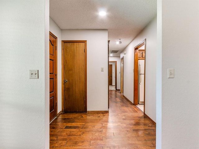 4721 Persimmon Court, Norman, OK 73072