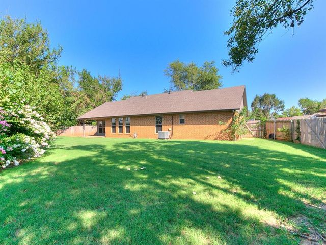 4721 Persimmon Court, Norman, OK 73072