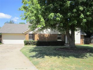 4721 Persimmon Court, Norman, OK 73072