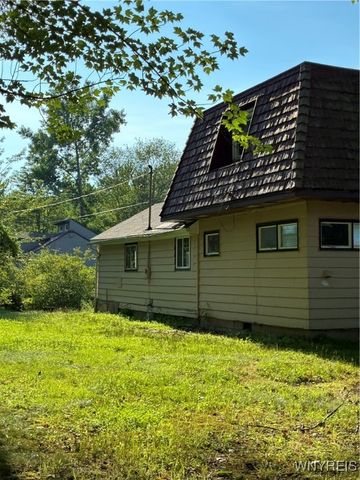 9497 Harrison Street, Evans, NY 14006