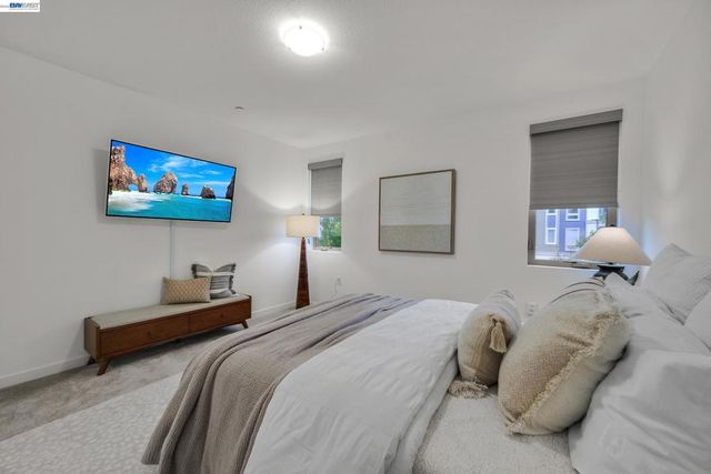 5630 Central parkway unit 202 202, Dublin, CA 94568