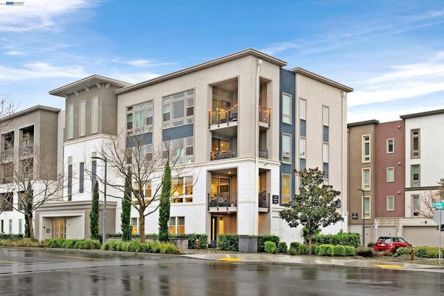 5630 Central parkway unit 202 202, Dublin, CA 94568