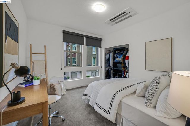 5630 Central parkway unit 202 202, Dublin, CA 94568