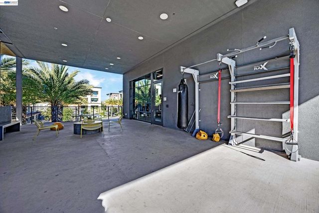 5630 Central parkway unit 202 202, Dublin, CA 94568