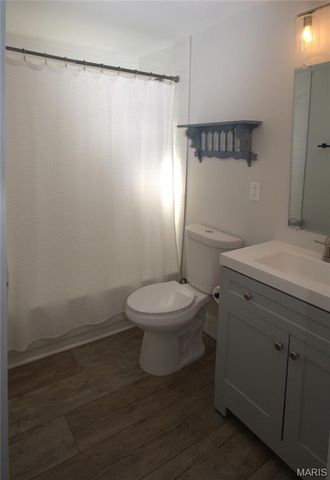 6763 Chamberlain Avenue, University City, MO 63130