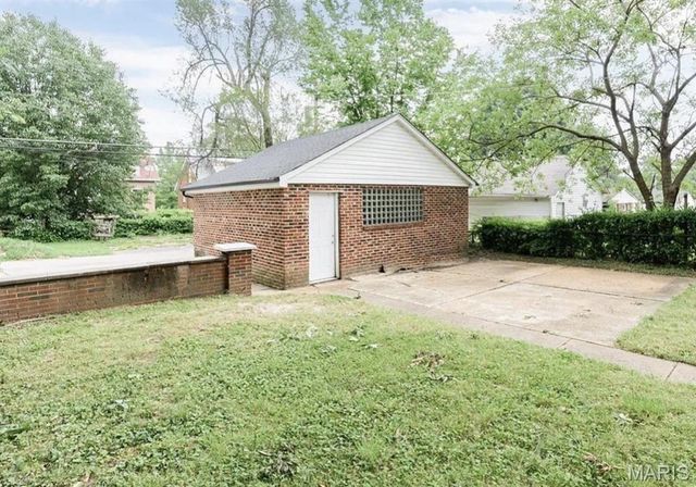 6763 Chamberlain Avenue, University City, MO 63130