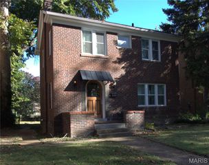 6763 Chamberlain Avenue, University City, MO 63130