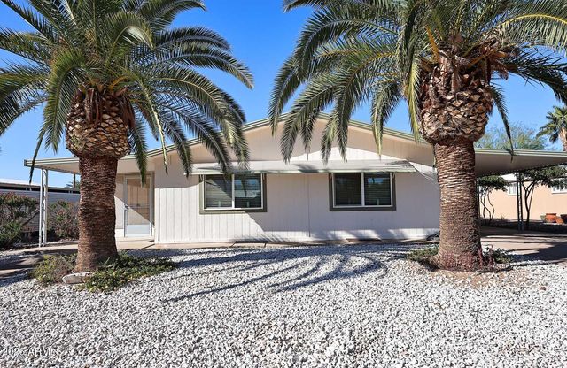 9328 E SUN LAKES Boulevard S, Sun Lakes, AZ 85248