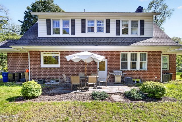 31 Sunnyside Road, Scotia, NY 12302