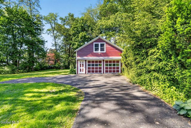 31 Sunnyside Road, Scotia, NY 12302