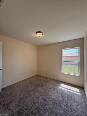 26 12th TER, Cape Coral, FL 33909