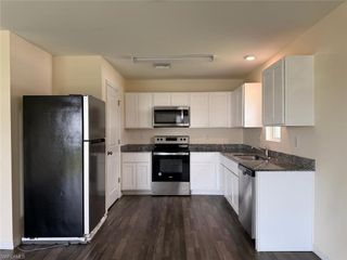 26 12th TER, Cape Coral, FL 33909