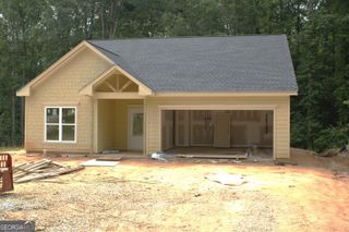 251 North Point Circle, Hartwell, GA 30643