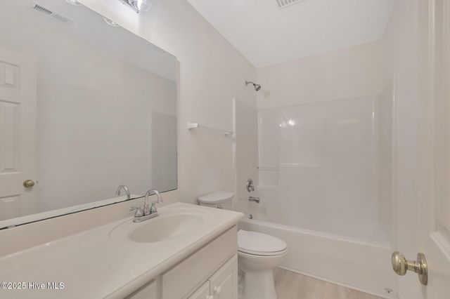 6923 Springer Road, Wilmington, NC 28411