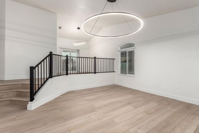 5656 W Abraham Lane, Glendale, AZ 85308