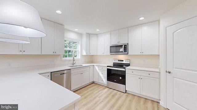 107 NICHOLAS CT, New Castle, DE 19720