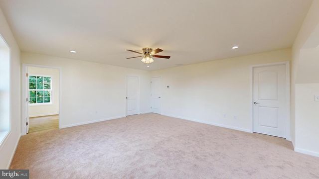 107 NICHOLAS CT, New Castle, DE 19720