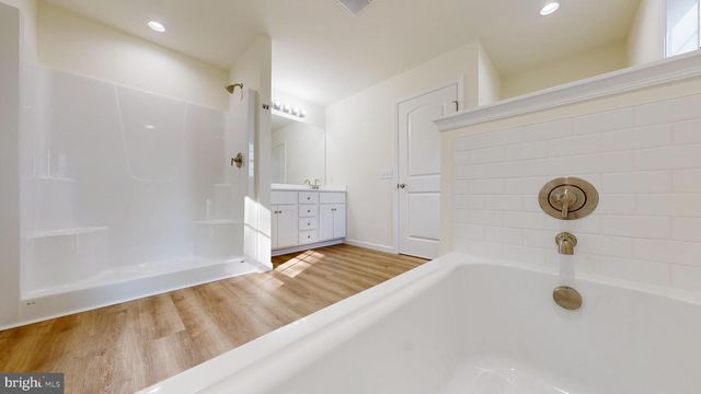 107 NICHOLAS CT, New Castle, DE 19720