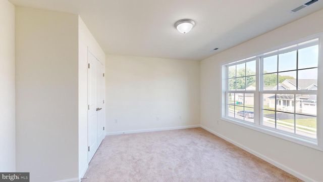 107 NICHOLAS CT, New Castle, DE 19720