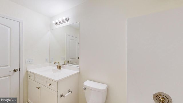 107 NICHOLAS CT, New Castle, DE 19720