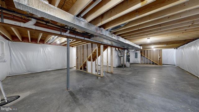 107 NICHOLAS CT, New Castle, DE 19720