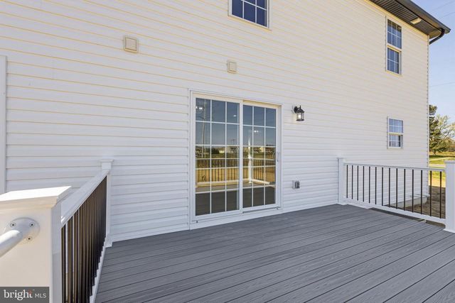 107 NICHOLAS CT, New Castle, DE 19720