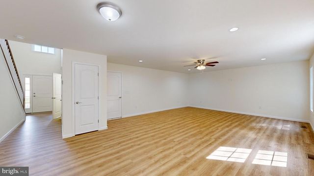 107 NICHOLAS CT, New Castle, DE 19720