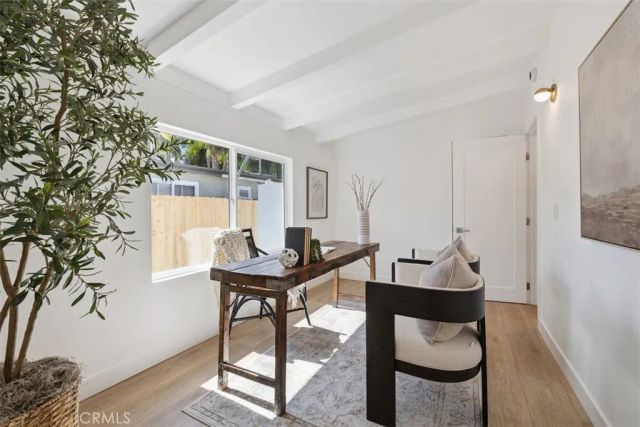 21 La Cadena Street, Santa Barbara, CA 93103