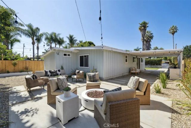 21 La Cadena Street, Santa Barbara, CA 93103