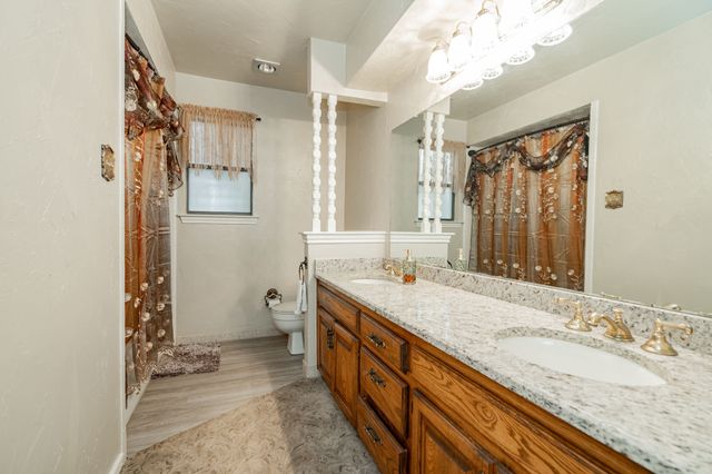 6805 Lakeshore Drive, Rowlett, TX 75089