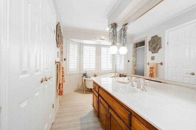 6805 Lakeshore Drive, Rowlett, TX 75089