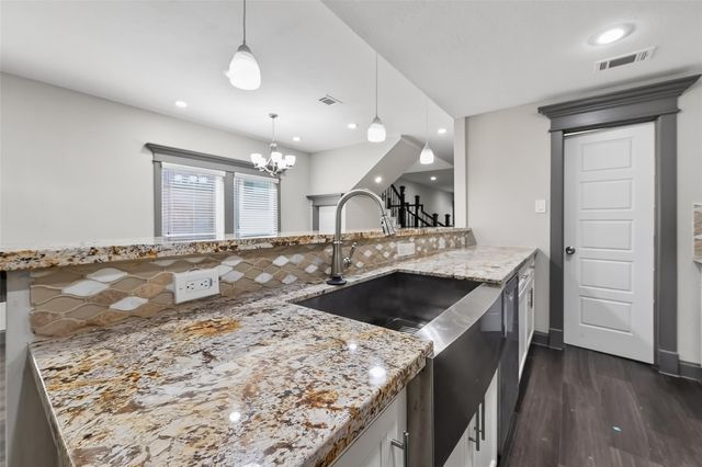 11280 Braes Forest Drive 406, Houston, TX 77071