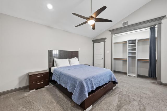 11280 Braes Forest Drive 406, Houston, TX 77071