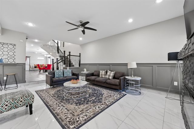 11280 Braes Forest Drive 406, Houston, TX 77071