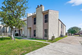 11280 Braes Forest Drive 406, Houston, TX 77071