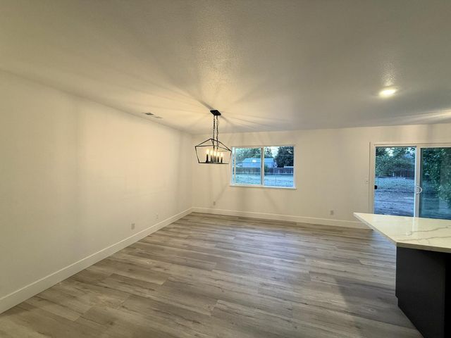 19232 Deane Drive, Madera, CA 93638