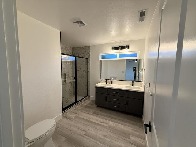 19232 Deane Drive, Madera, CA 93638