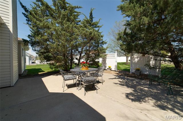 1354 Presidents Landing Drive, O'fallon, MO 63366