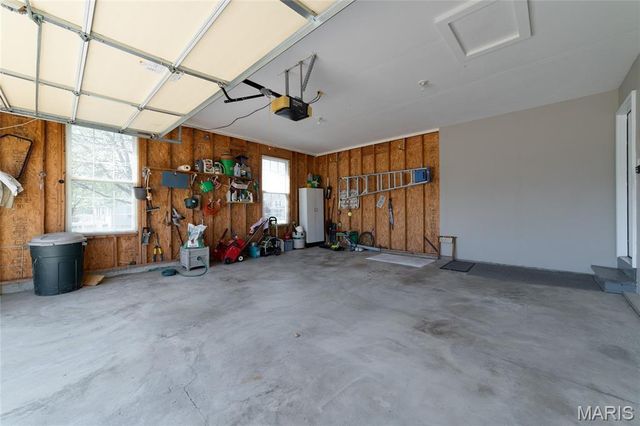 1354 Presidents Landing Drive, O'fallon, MO 63366