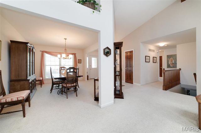 1354 Presidents Landing Drive, O'fallon, MO 63366