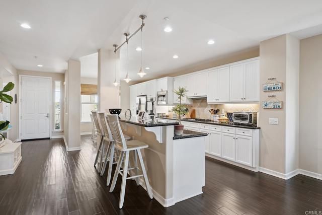 1540 Seabridge Lane, Oxnard, CA 93035