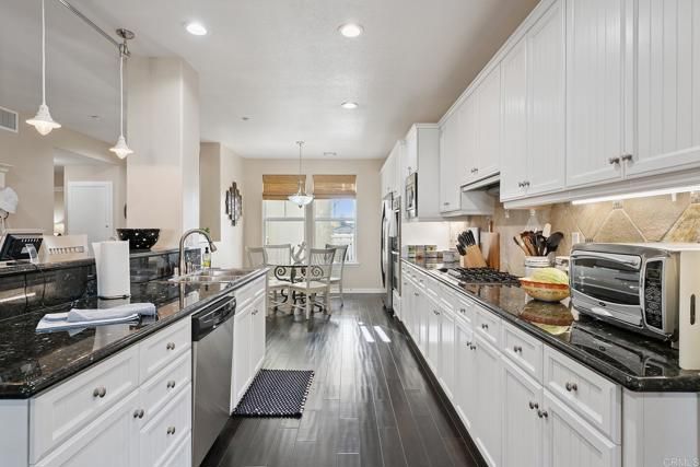 1540 Seabridge Lane, Oxnard, CA 93035