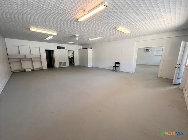 520 N Rice Street, Hamilton, TX 76531