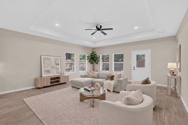 724 N Clements Street, Gainesville, TX 76240