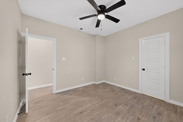 724 N Clements Street, Gainesville, TX 76240