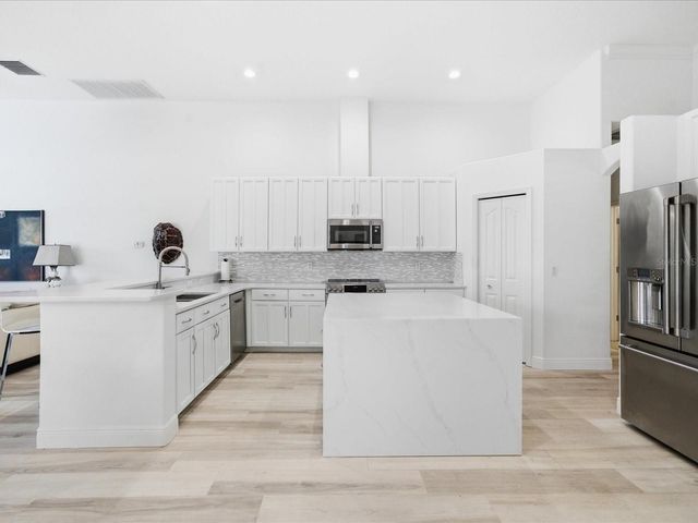 19107 BECKETT DRIVE, Odessa, FL 33556