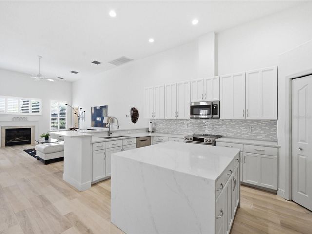 19107 BECKETT DRIVE, Odessa, FL 33556