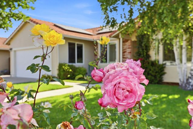 1191 Trieste Drive, Hollister, CA 95023
