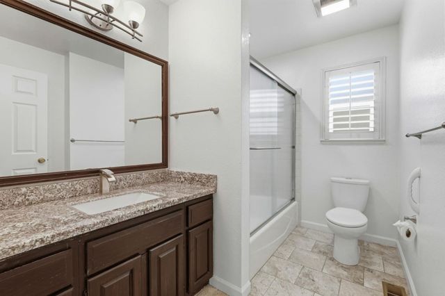1191 Trieste Drive, Hollister, CA 95023